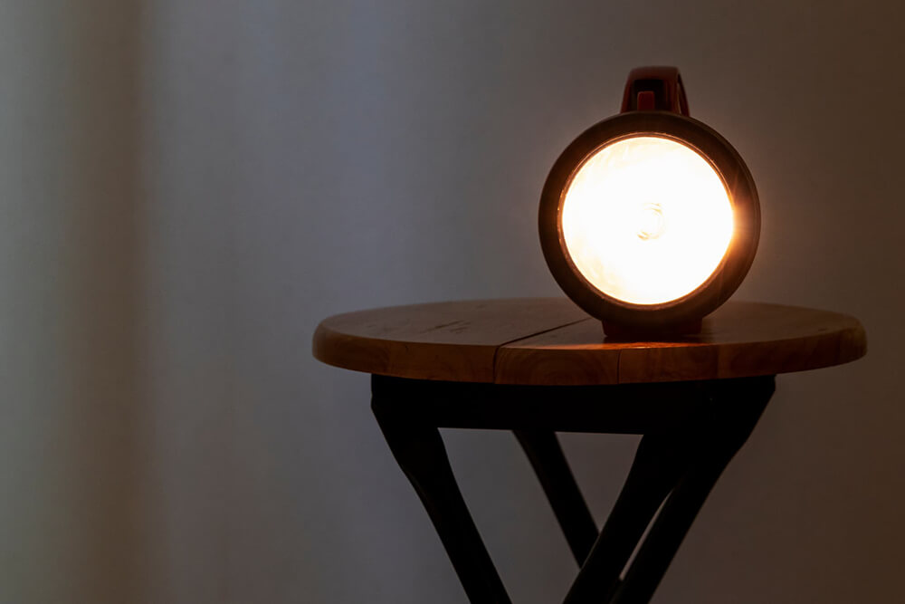 デメリット3 停電時に使えなくなる　イメージ